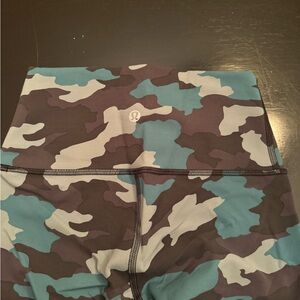 Lululemon Camo Wunder Under Leggings